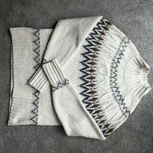 Elegant Cream Turtleneck Sweater